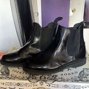 Dr. Martens Flora, Smooth Leather Chelsea Boot